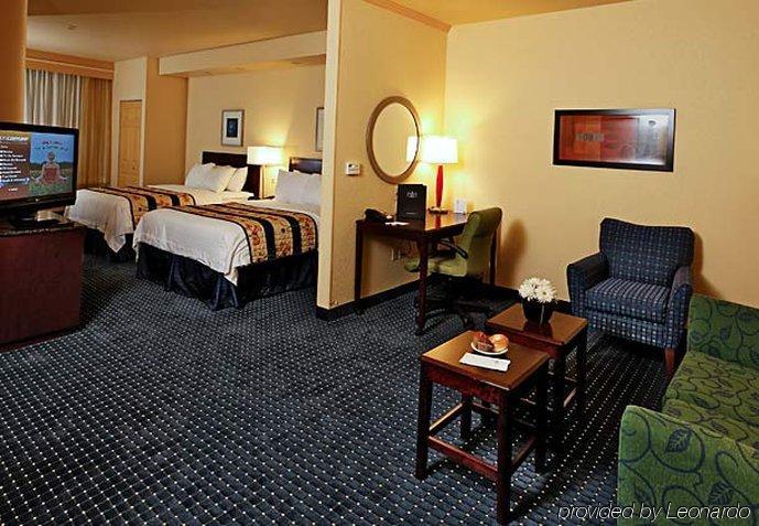สปริงฮิลล์ สวีท ริดจ์เครสต์ Hotel ภายนอก รูปภาพ
